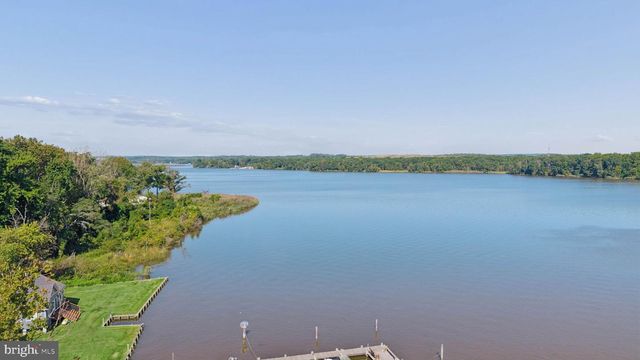 6832 LESLIE RD, Middle River, MD 21220