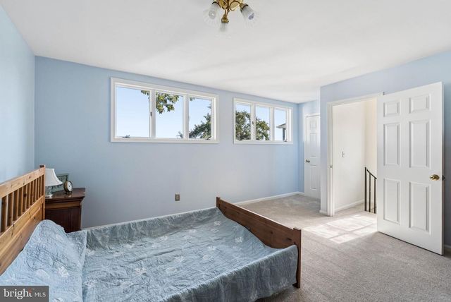 6832 LESLIE RD, Middle River, MD 21220