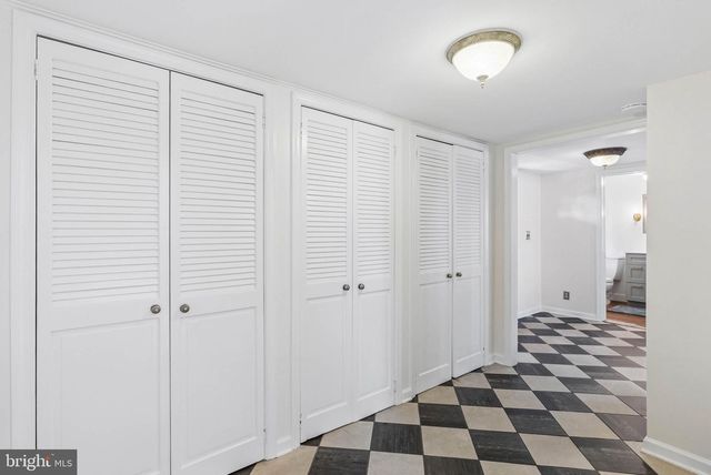 6832 LESLIE RD, Middle River, MD 21220
