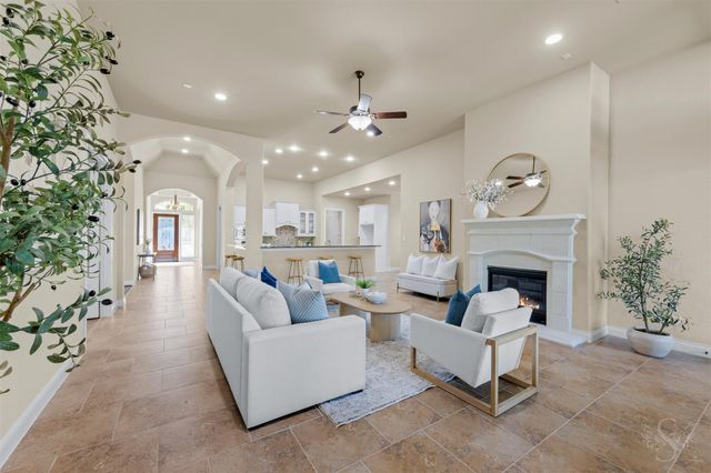 27602 Lakeway Trail Lane, Fulshear, TX 77441