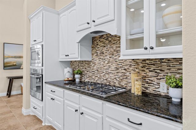 27602 Lakeway Trail Lane, Fulshear, TX 77441