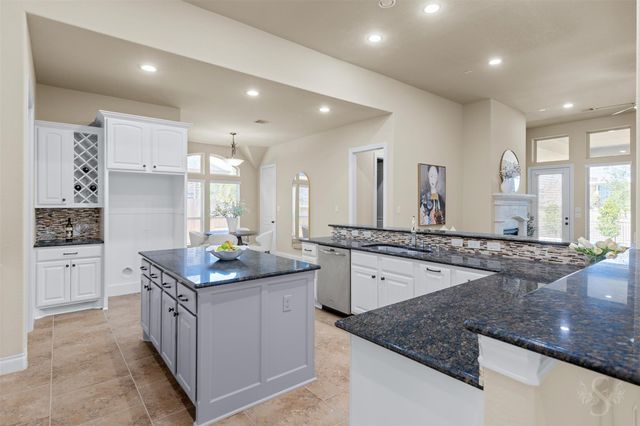 27602 Lakeway Trail Lane, Fulshear, TX 77441