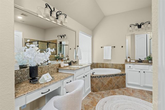 27602 Lakeway Trail Lane, Fulshear, TX 77441