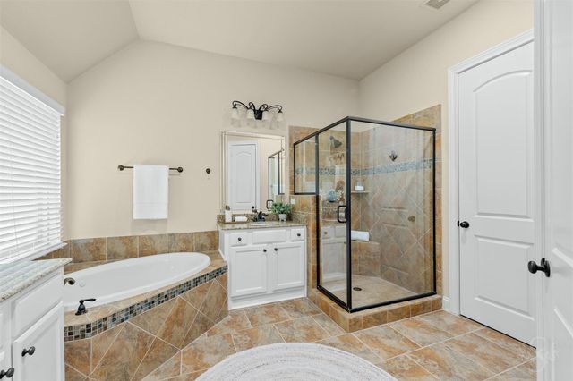 27602 Lakeway Trail Lane, Fulshear, TX 77441