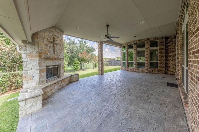 27602 Lakeway Trail Lane, Fulshear, TX 77441