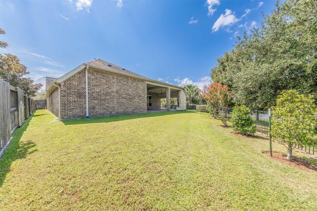 27602 Lakeway Trail Lane, Fulshear, TX 77441