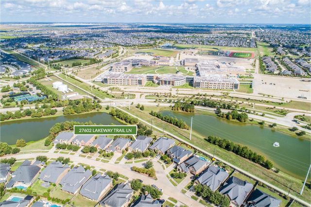 27602 Lakeway Trail Lane, Fulshear, TX 77441