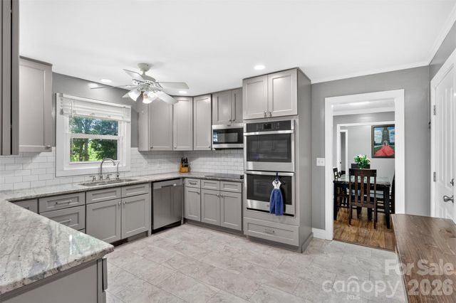 9807 Black Road, Midland, NC 28107