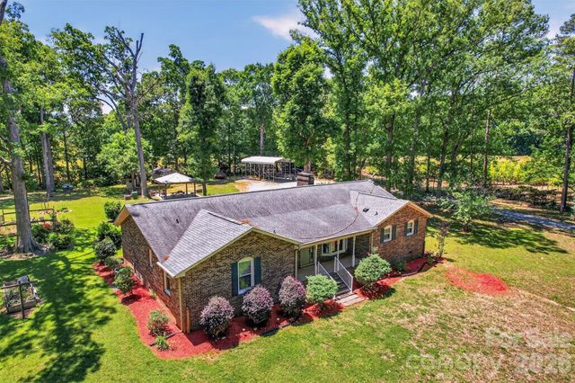 9807 Black Road, Midland, NC 28107