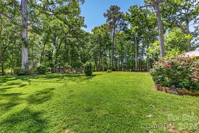 9807 Black Road, Midland, NC 28107