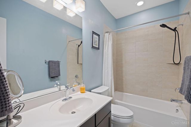 434 Northern Avenue, Cincinnati, OH 45229