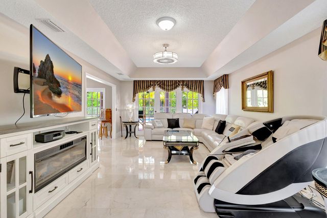 3202 SW Holly Lane, Palm City, FL 34990