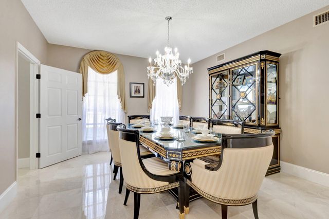 3202 SW Holly Lane, Palm City, FL 34990