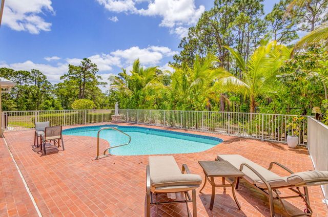 3202 SW Holly Lane, Palm City, FL 34990