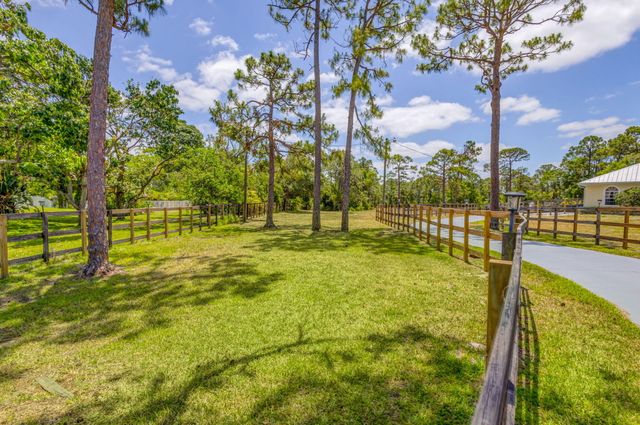 3202 SW Holly Lane, Palm City, FL 34990