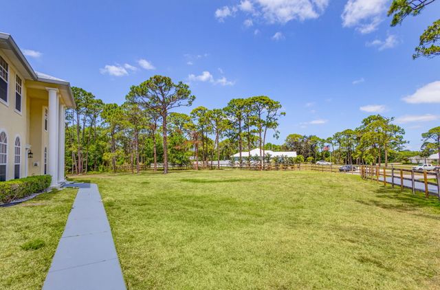 3202 SW Holly Lane, Palm City, FL 34990