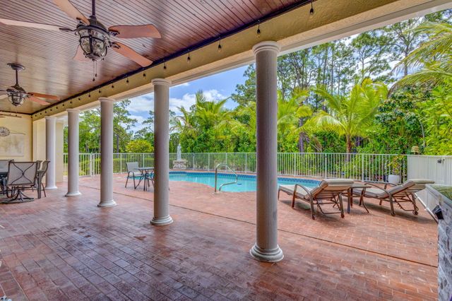 3202 SW Holly Lane, Palm City, FL 34990