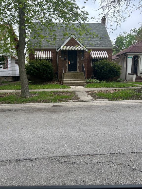 13819 S State Street, Riverdale, IL 60827
