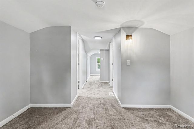 3168 Berkshire Avenue, Warren, MI 48091