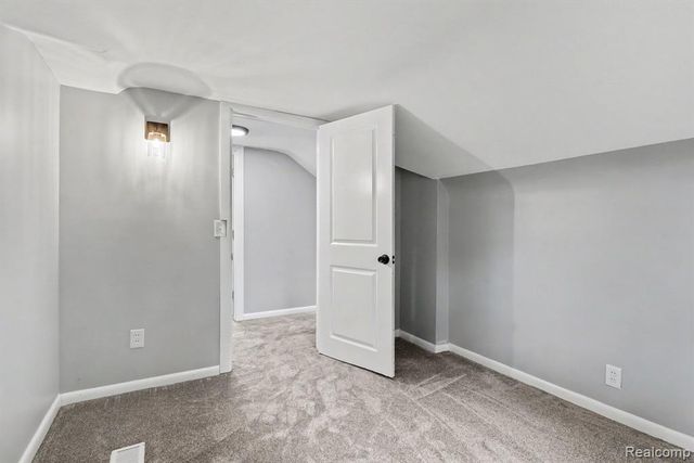 3168 Berkshire Avenue, Warren, MI 48091