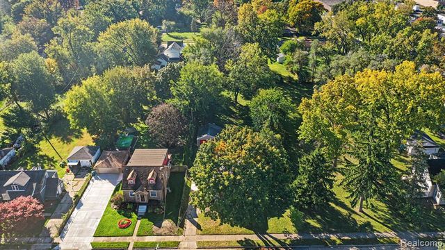 3168 Berkshire Avenue, Warren, MI 48091