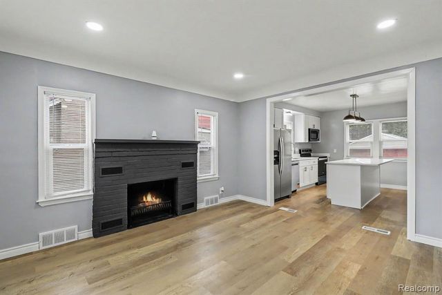 3168 Berkshire Avenue, Warren, MI 48091