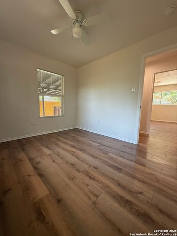 703 san augustine, San Antonio, TX 78237