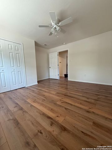 703 san augustine, San Antonio, TX 78237