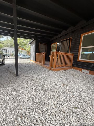 703 san augustine, San Antonio, TX 78237