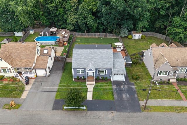 19 W Sigourney St, Lynn, MA 01905