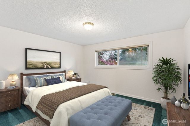 18930 66th Place W, Lynnwood, WA 98036