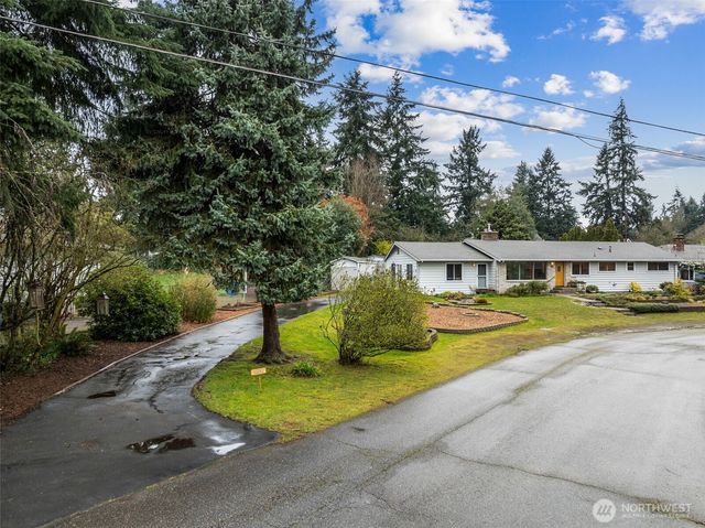 18930 66th Place W, Lynnwood, WA 98036
