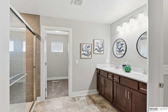 4509 S 193 Street, Omaha, NE 68135