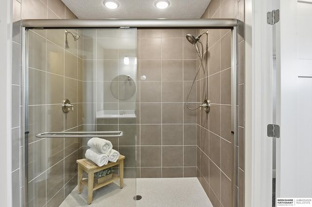 4509 S 193 Street, Omaha, NE 68135