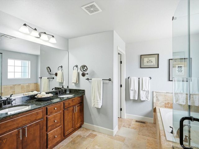 9773 W Hinsdale Lane, Littleton, CO 80128