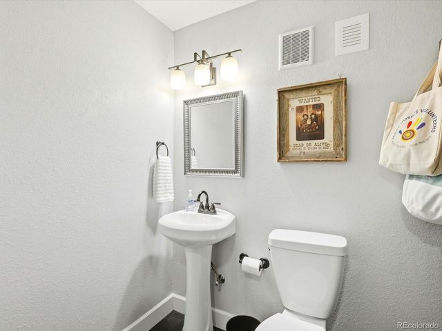 9773 W Hinsdale Lane, Littleton, CO 80128