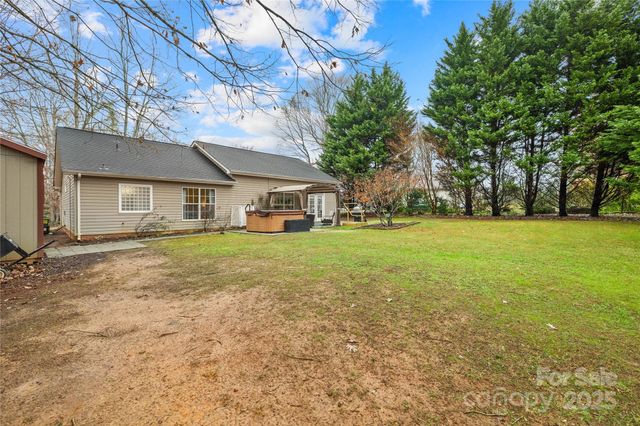 115 Springlake Drive, Troutman, NC 28166
