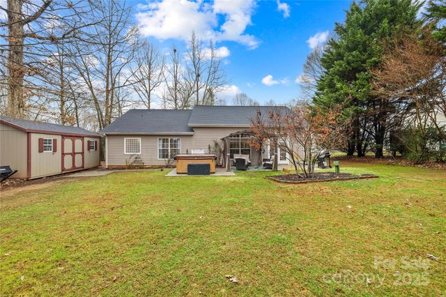 115 Springlake Drive, Troutman, NC 28166
