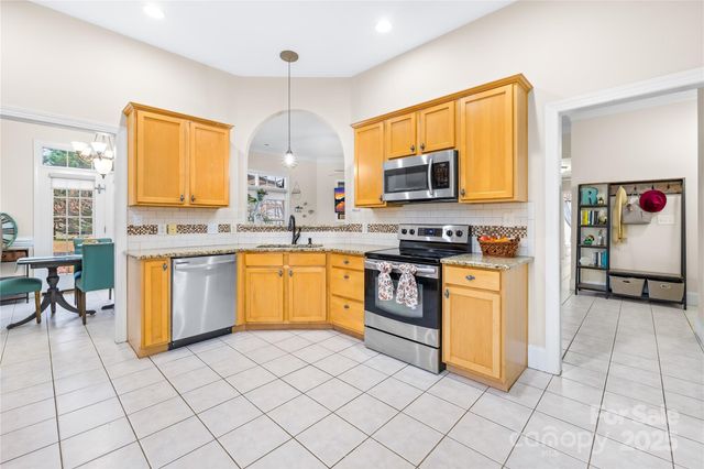 115 Springlake Drive, Troutman, NC 28166