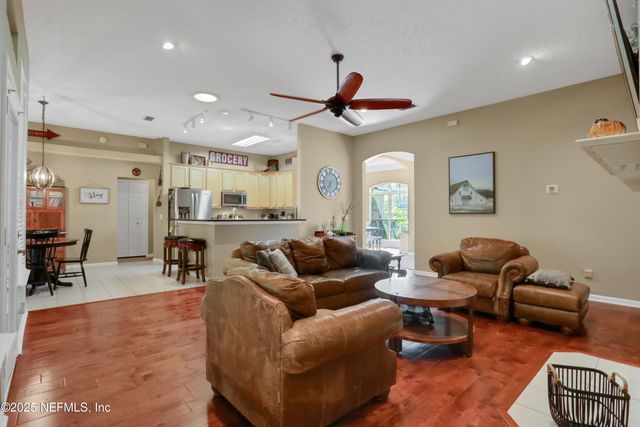 1685 PINECREST Drive, Fleming Island, FL 32003