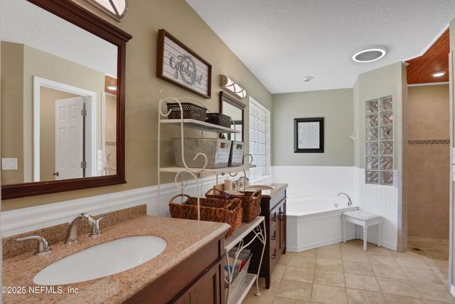 1685 PINECREST Drive, Fleming Island, FL 32003