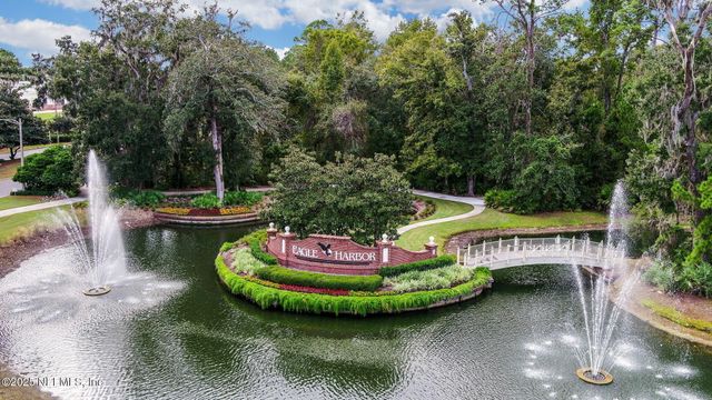 1685 PINECREST Drive, Fleming Island, FL 32003