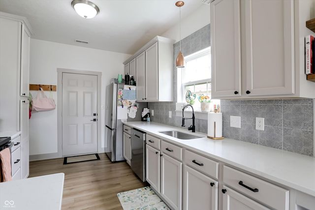 755 Booneway Lane, Bargersville, IN 46106