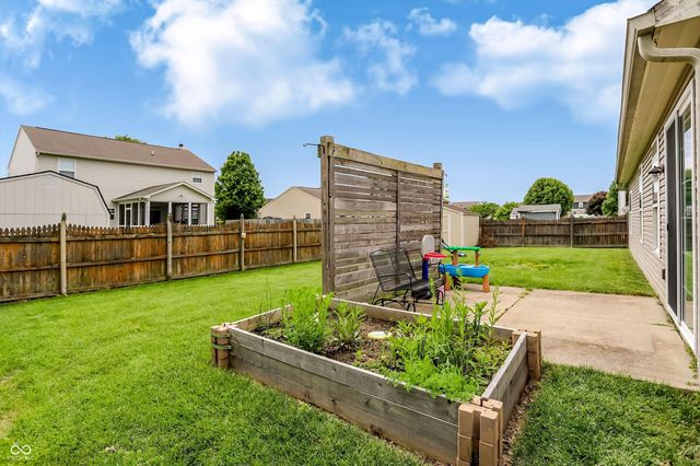 755 Booneway Lane, Bargersville, IN 46106