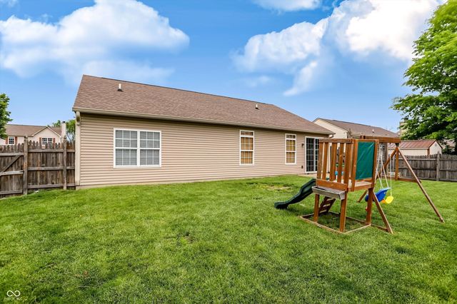 755 Booneway Lane, Bargersville, IN 46106