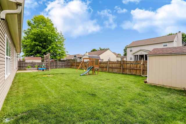 755 Booneway Lane, Bargersville, IN 46106