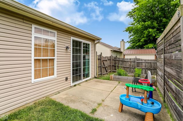 755 Booneway Lane, Bargersville, IN 46106