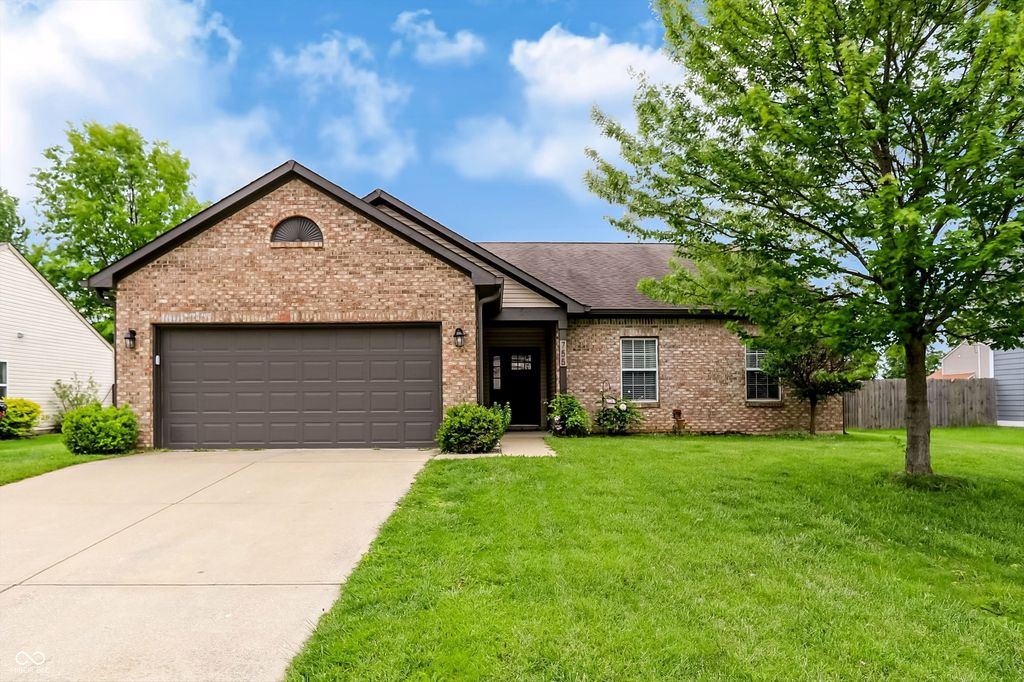 755 Booneway Lane, Bargersville, IN 46106