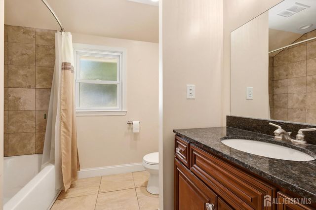 19 Tyndale Avenue, Monroe, NJ 08831