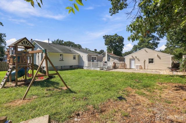 19 Tyndale Avenue, Monroe, NJ 08831